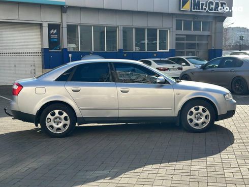 Audi A4 2003 серый - фото 10