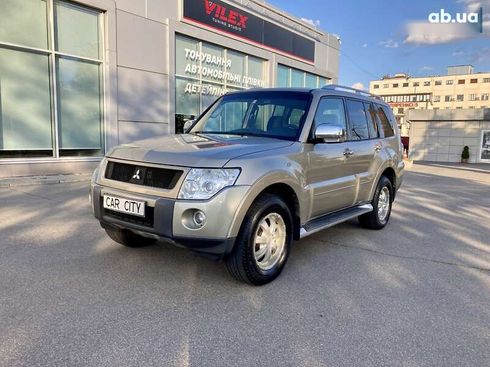 Mitsubishi Pajero Wagon 2007 - фото 8