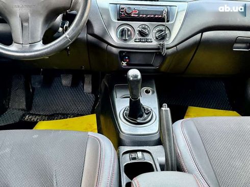 Mitsubishi Lancer 2007 - фото 23