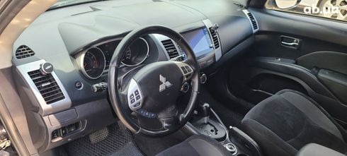 Mitsubishi Outlander XL 2011 черный - фото 15