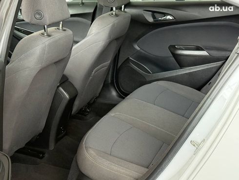 Chevrolet Cruze 2018 белый - фото 17