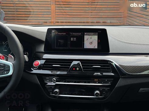 BMW M5 2018 - фото 21