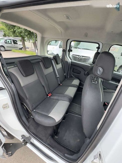 Renault Kangoo 2019 - фото 28
