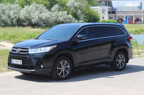 Toyota Highlander 2017 - фото 3
