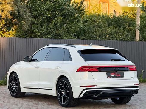 Audi Q8 2020 - фото 6