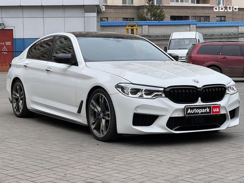 BMW 5 серия 2017 белый - фото 3