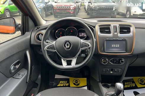 Renault Sandero 2017 - фото 18