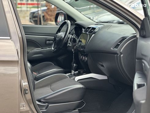 Peugeot 4008 2012 коричневый - фото 18