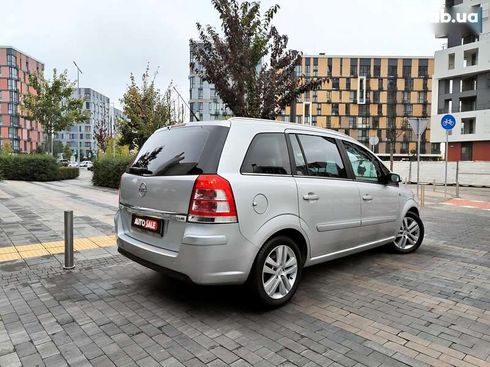 Opel Zafira 2009 - фото 25
