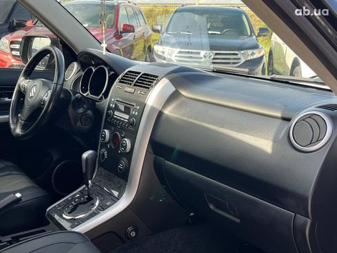 Suzuki Grand Vitara 2010 черный - фото 40