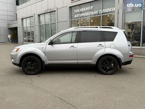 Mitsubishi Outlander 2007 - фото 4