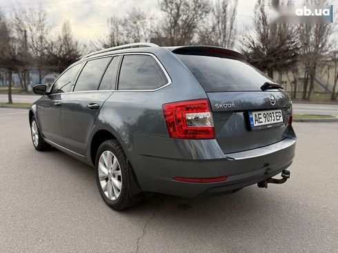 Skoda Octavia 2018 - фото 12