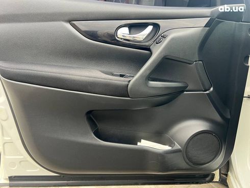 Nissan Qashqai 2017 белый - фото 15
