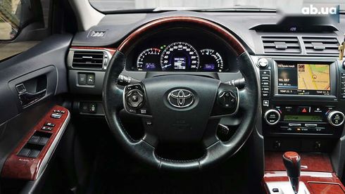 Toyota Camry 2012 - фото 26