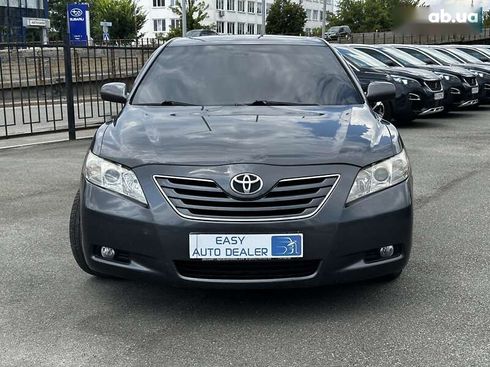 Toyota Camry 2007 - фото 2