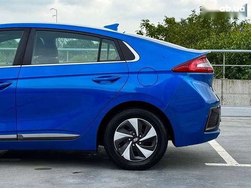 Hyundai Ioniq 2017 - фото 10