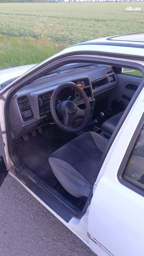 Ford Sierra 1990 белый - фото 10