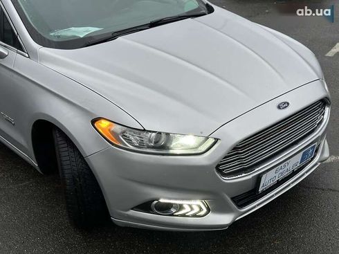 Ford Fusion 2015 - фото 15