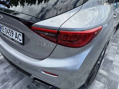 Infiniti Q30 2016 - фото 14