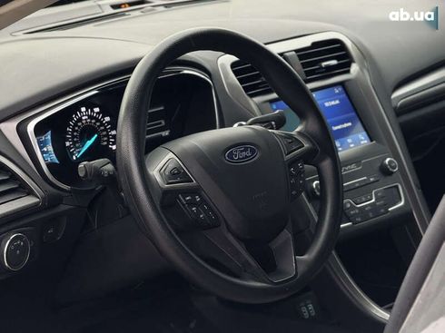Ford Fusion 2020 - фото 24