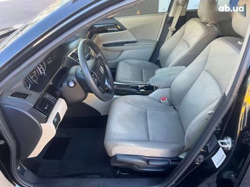 Honda Accord 2016 - фото 12