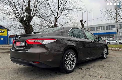 Toyota Camry 2019 - фото 23