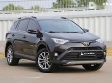 Продажа б/у Toyota RAV4 2016 года - купить на Автобазаре