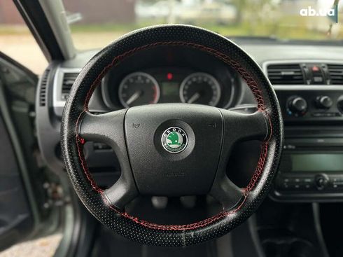 Skoda Roomster 2007 - фото 28