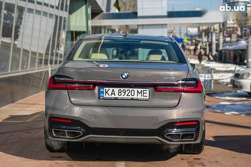 BMW 7 серия 2017 - фото 7