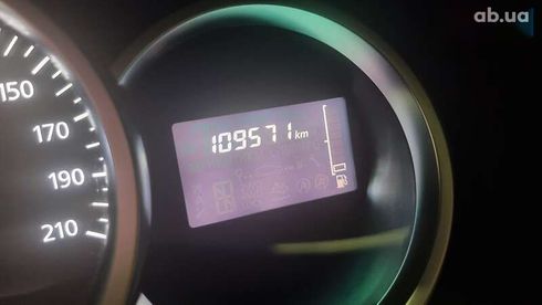Renault Sandero 2021 - фото 9