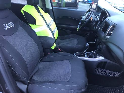 Jeep Compass 2019 серый - фото 14