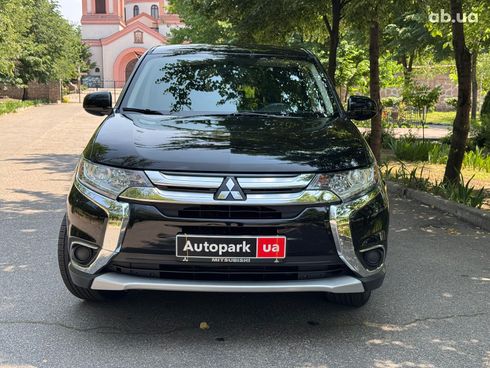 Mitsubishi Outlander 2018 черный - фото 7