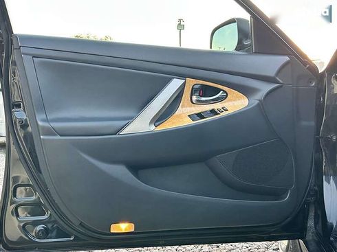 Toyota Camry 2007 - фото 10