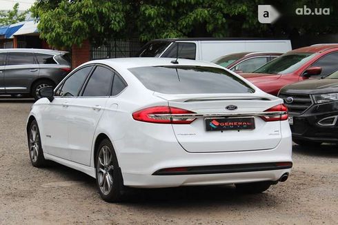 Ford Fusion 2016 - фото 9