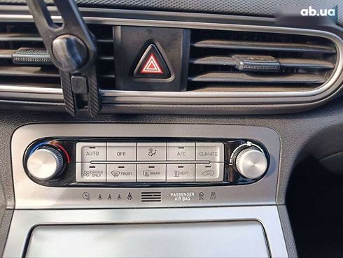 Hyundai Kona 2020 - фото 25