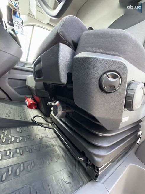 Volkswagen Crafter 2020 - фото 25