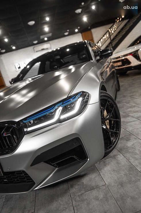 BMW M5 2018 - фото 20