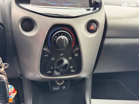 Peugeot 108 2018 красный - фото 26