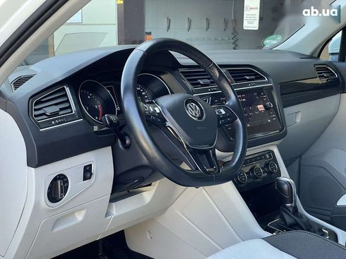 Volkswagen Tiguan 2019 - фото 24