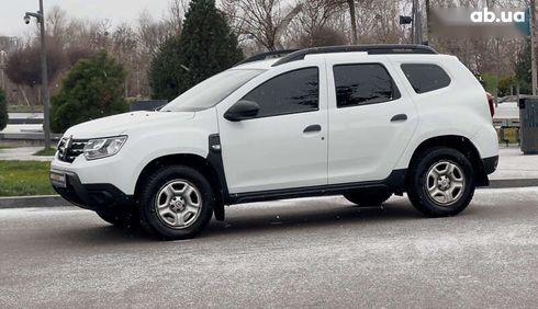 Renault Duster 2021 - фото 19