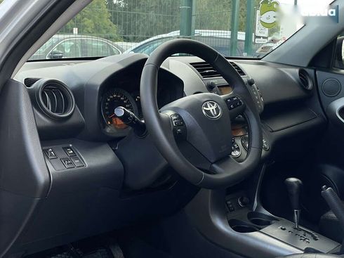 Toyota RAV4 2010 - фото 25