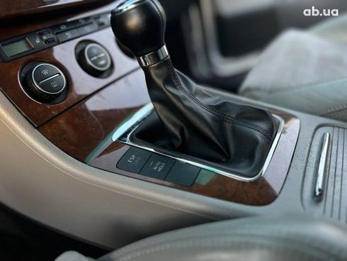 Volkswagen Passat 2006 серебристый - фото 11