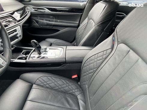 BMW 7 серия 2022 - фото 13