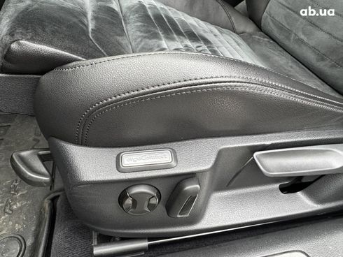Volkswagen Passat 2018 серый - фото 16