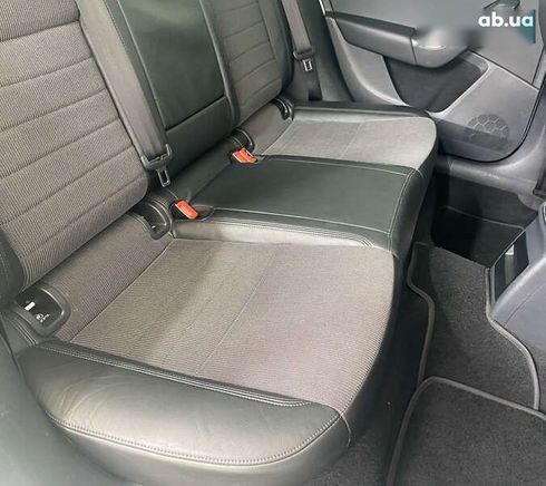 Skoda Octavia 2016 - фото 17