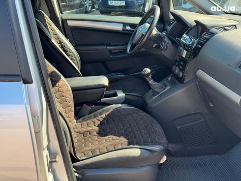 Opel Zafira 2012 серый - фото 26