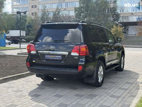 Toyota Land Cruiser 2014 - фото 11