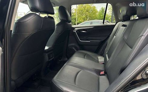 Toyota RAV4 2020 - фото 19