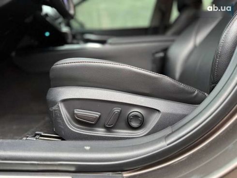 Toyota Camry 2018 - фото 13