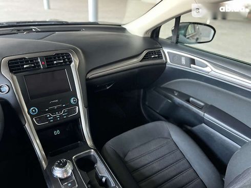 Ford Fusion 2019 - фото 19